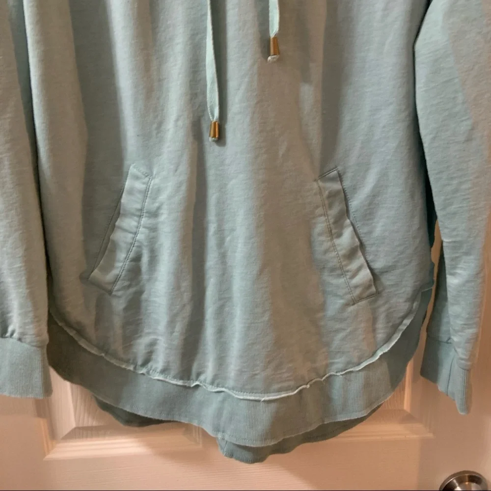 White Crow Blue Turquoise Pullover Hoodie size XS - Picture 5 of 10